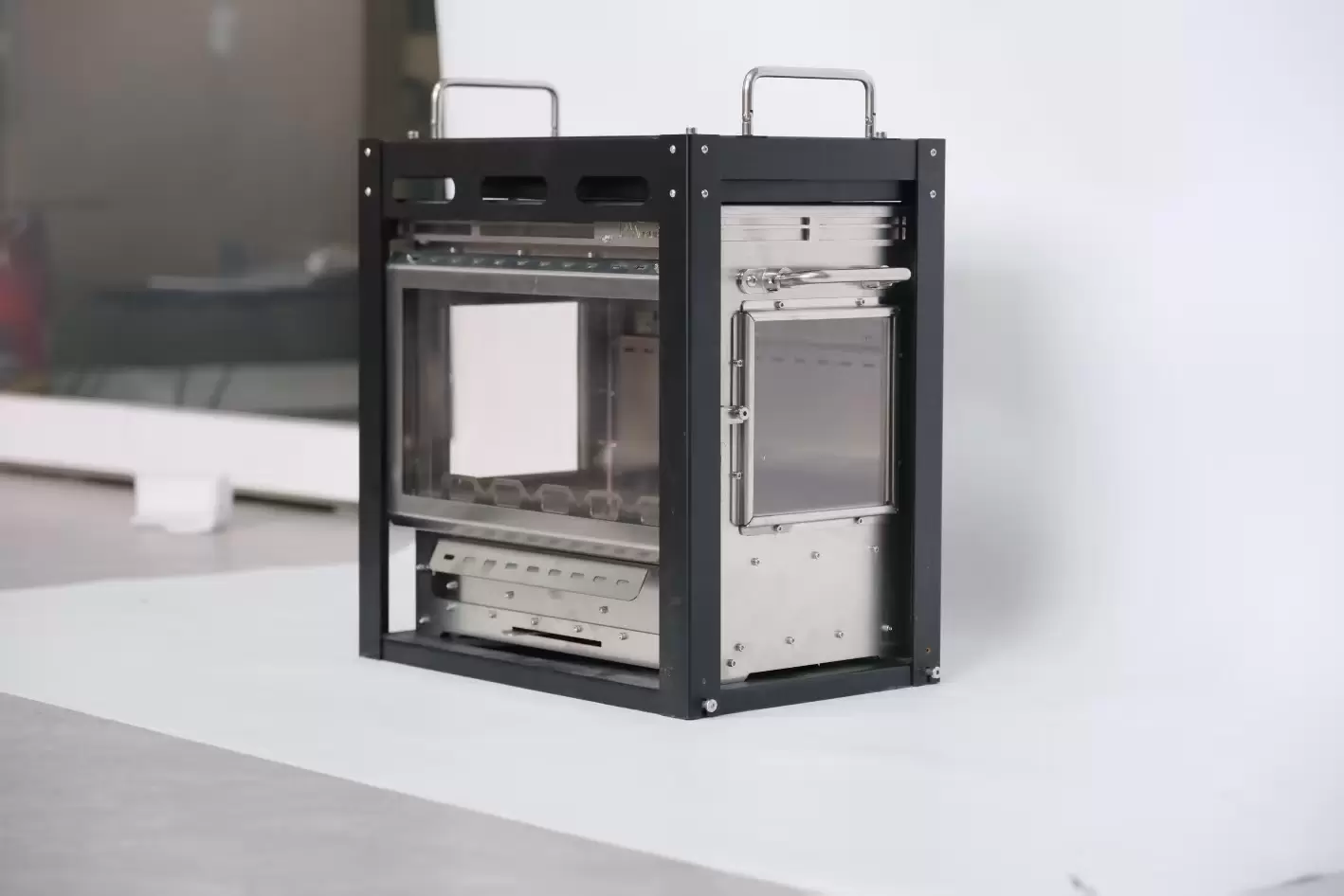 Multi-scene adaptive static burning tent furnace