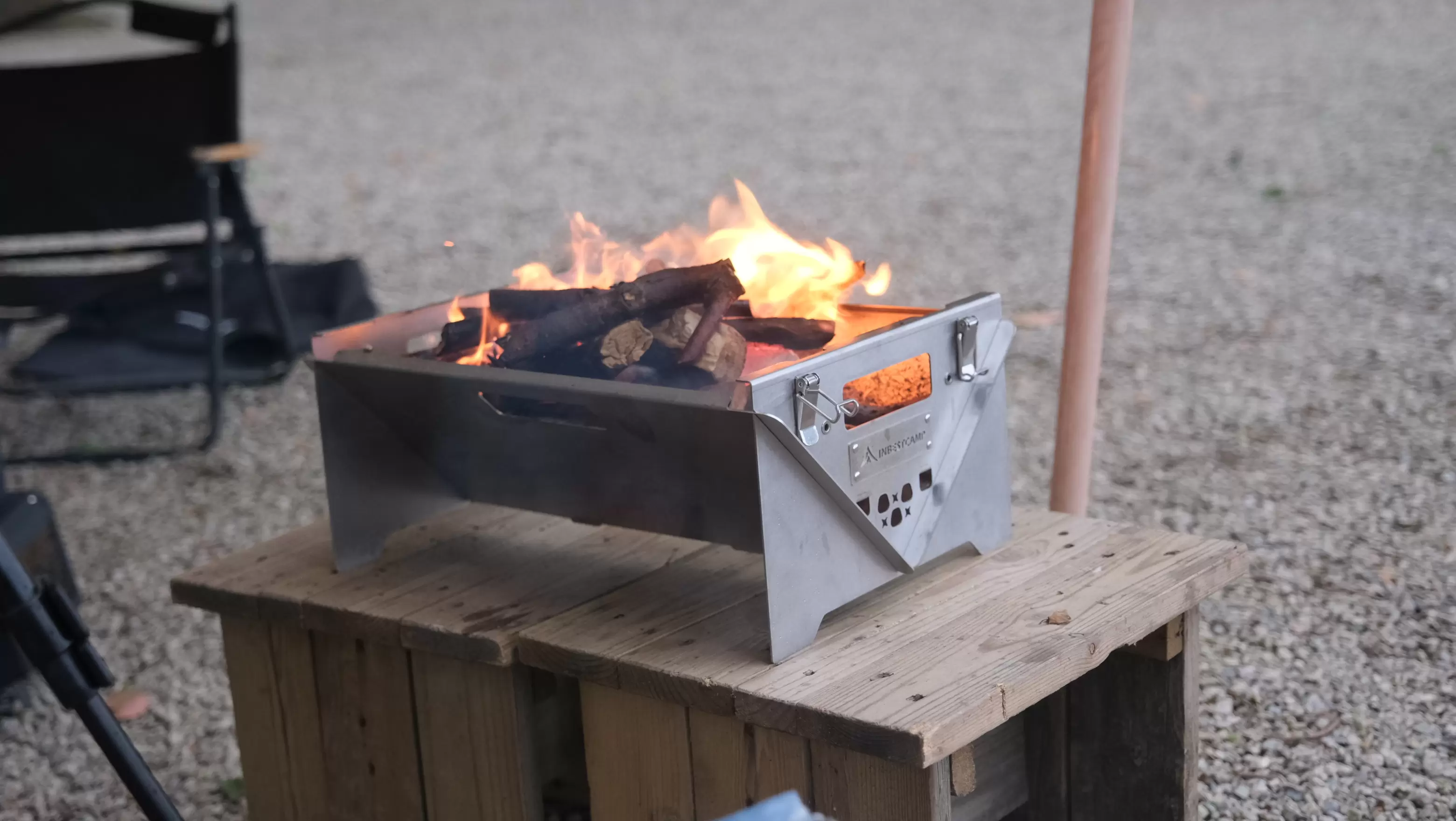 Rotating barbecue rack