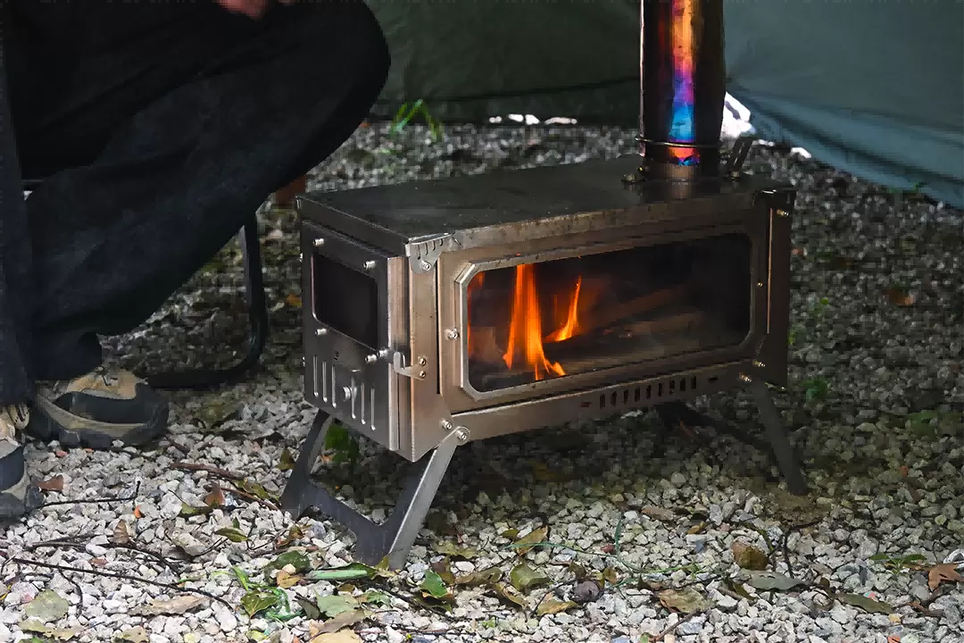 Ultra thin folding firewood stove 