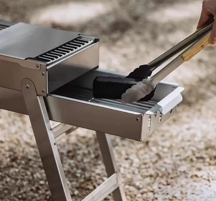 Collapsible Charcoal Grills with Minimalist Frame